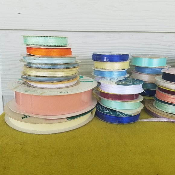Vintage Ribbon Lot Mix Assorted Seasonal Mostly New & Vtg Lot Of 48 - Picture 11 of 15